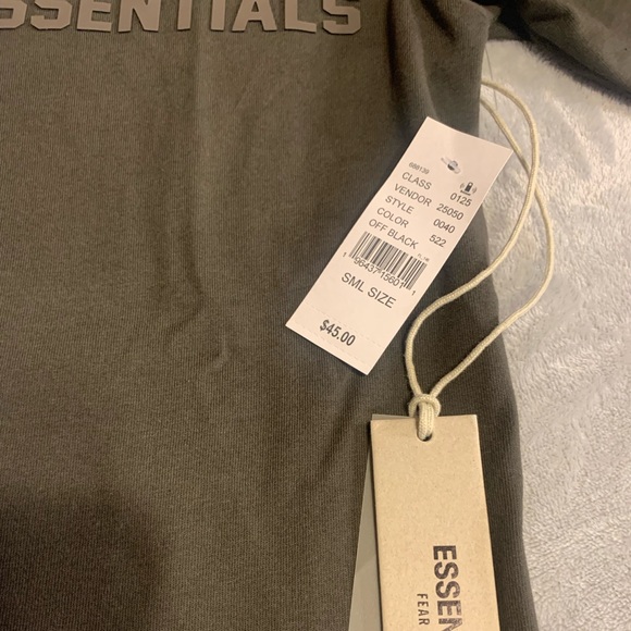 Essentials 2 piece - Picture 3 of 11